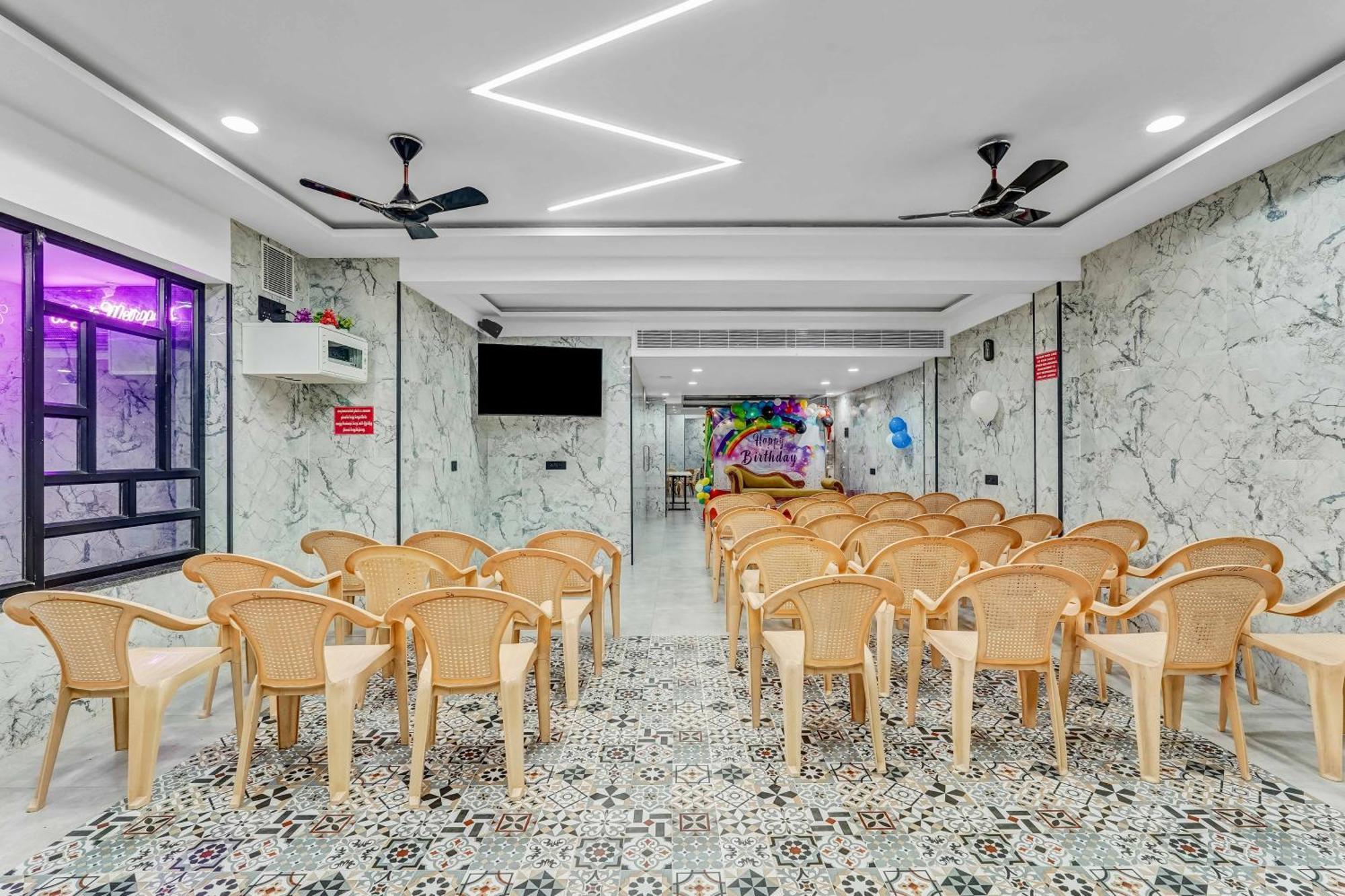 Season 4 Residences - Teynampet Near Apollo Hospital ,Balaji Dental, Us Consulate Chennai Dış mekan fotoğraf