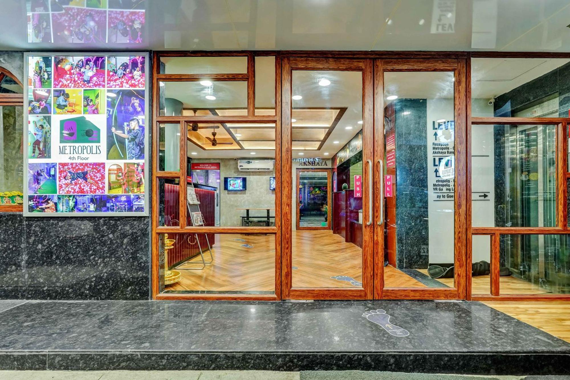 Season 4 Residences - Teynampet Near Apollo Hospital ,Balaji Dental, Us Consulate Chennai Dış mekan fotoğraf